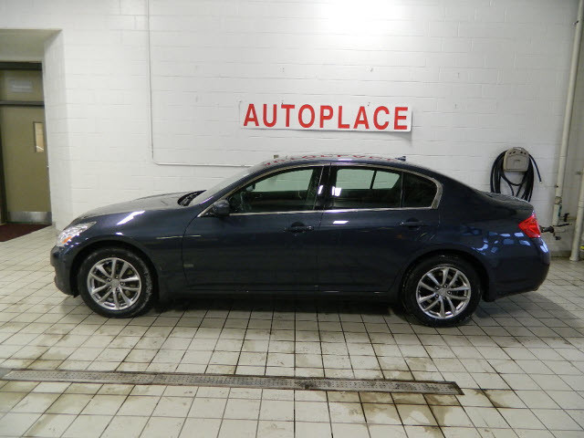 Infiniti G37x Base Unspecified