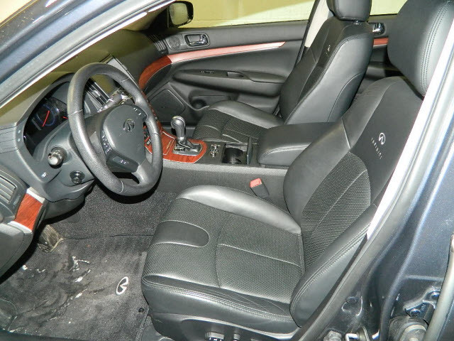 Infiniti G37x 2009 photo 1