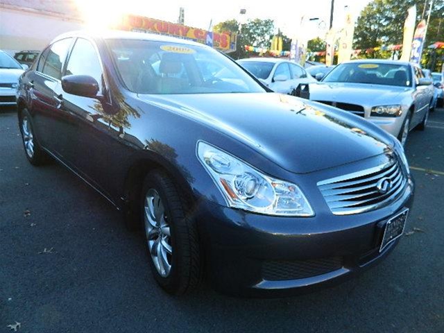 Infiniti G37x Base Unspecified