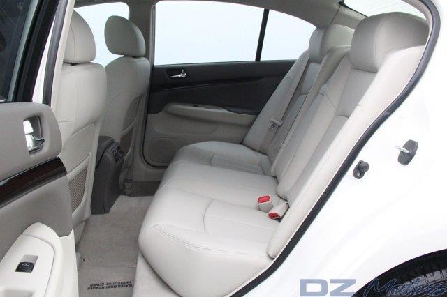 Infiniti G37x 2011 photo 41