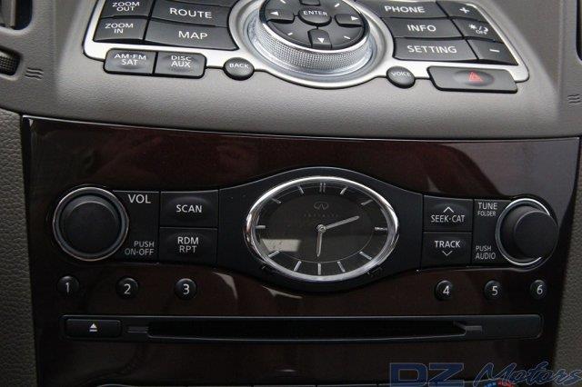 Infiniti G37x 2011 photo 50