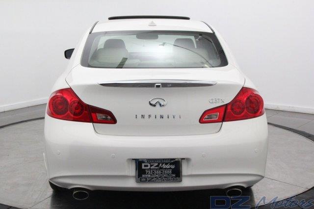 Infiniti G37x 2011 photo 71