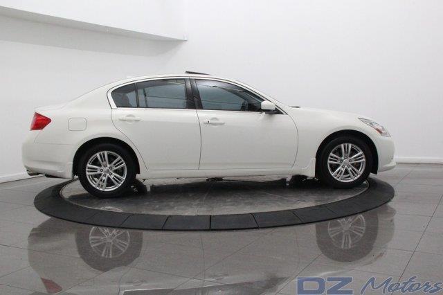 Infiniti G37x 2011 photo 88