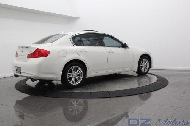 Infiniti G37x 2011 photo 90