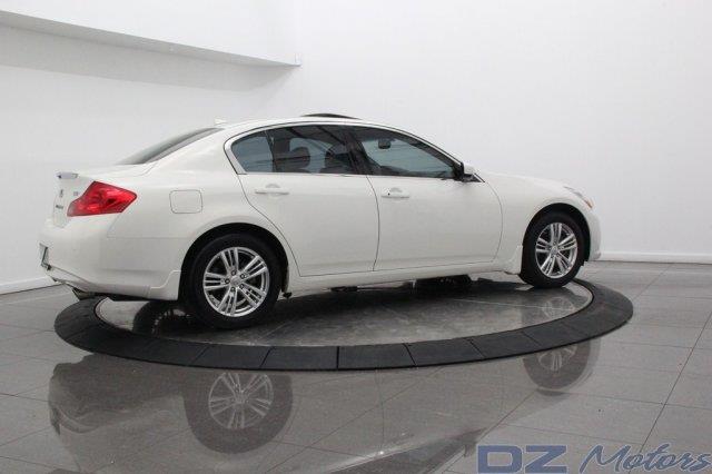 Infiniti G37x 2011 photo 91