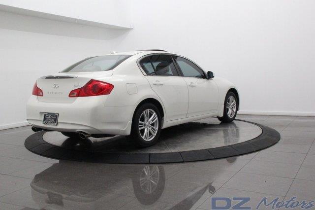 Infiniti G37x 2011 photo 92