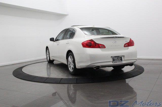 Infiniti G37x 2011 photo 96