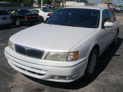 Infiniti I30 Base Sedan