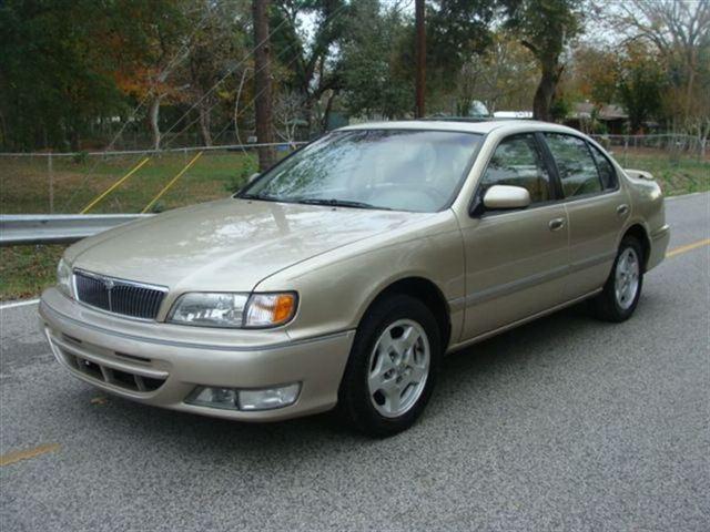 Infiniti I30 1998 photo 1