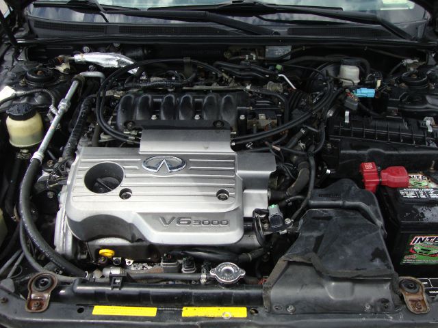 Infiniti I30 2000 photo 1