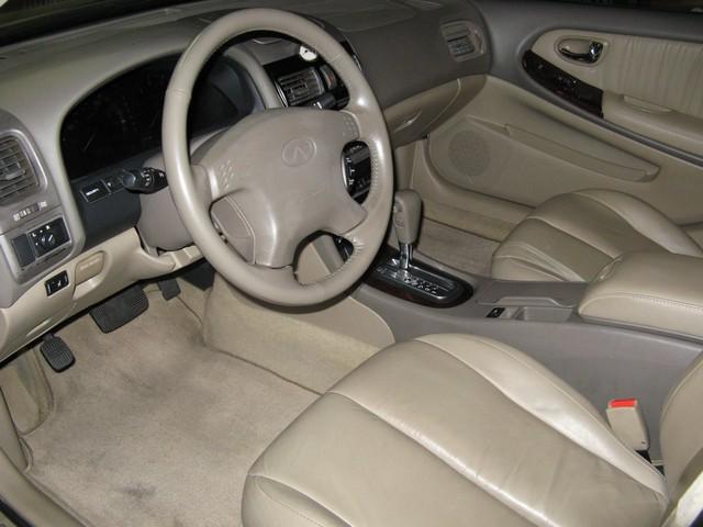 Infiniti I30 2000 photo 3