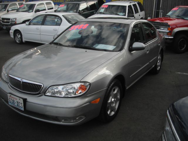 Infiniti I30 2001 photo 3