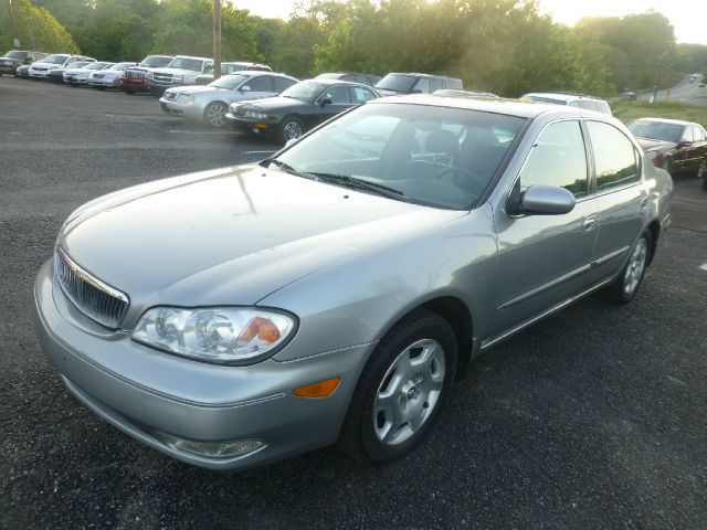 Infiniti I30 2001 photo 1