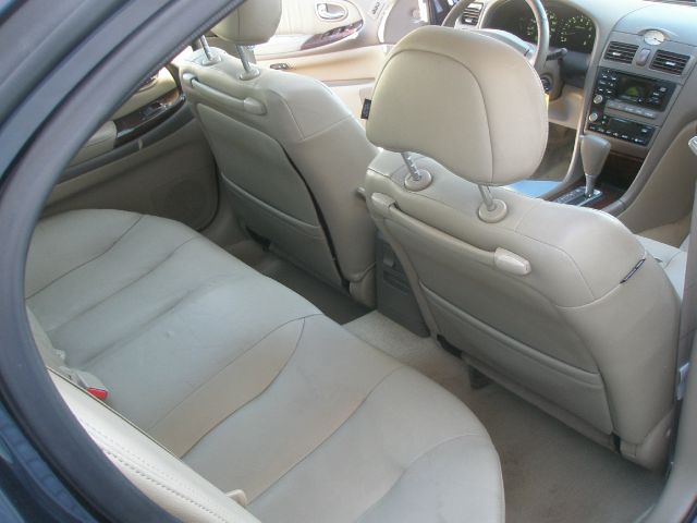 Infiniti I30 2001 photo 17