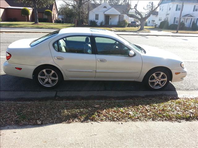 Infiniti I30 Unknown Sedan