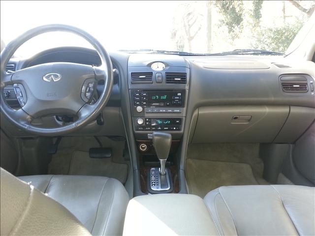 Infiniti I30 2001 photo 5