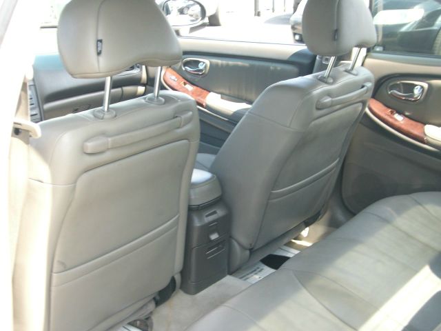 Infiniti I30 2001 photo 4