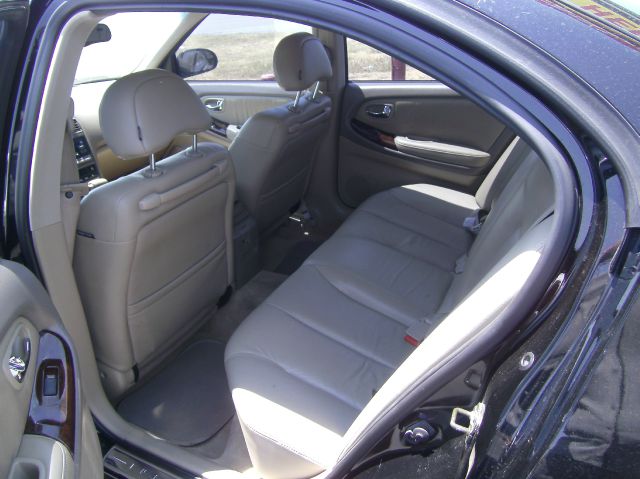 Infiniti I30 2001 photo 2