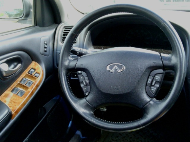 Infiniti I35 2002 photo 4