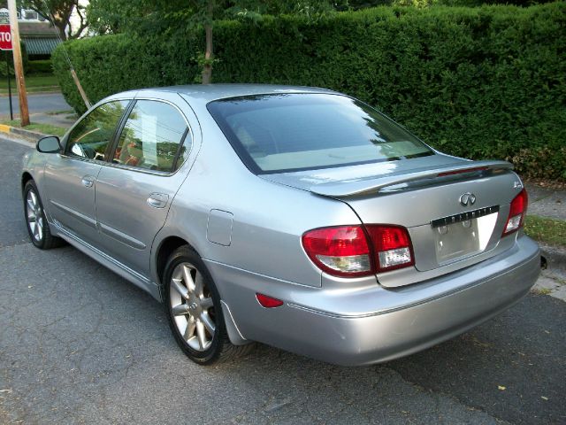 Infiniti I35 2002 photo 3