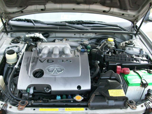 Infiniti I35 2002 photo 8