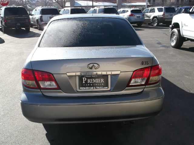 Infiniti I35 2003 photo 1