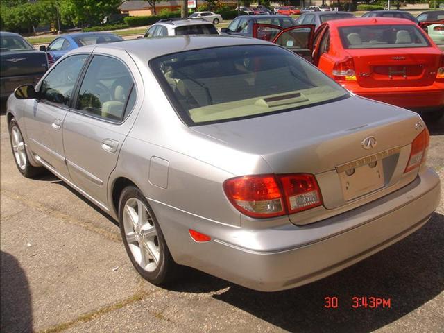 Infiniti I35 2003 photo 4