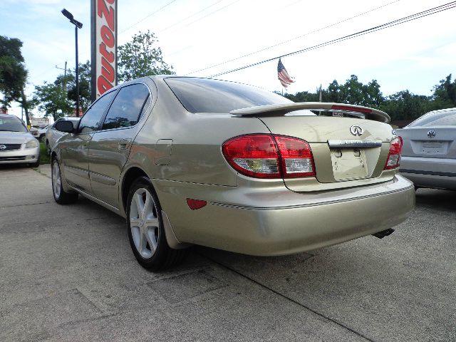 Infiniti I35 2003 photo 2