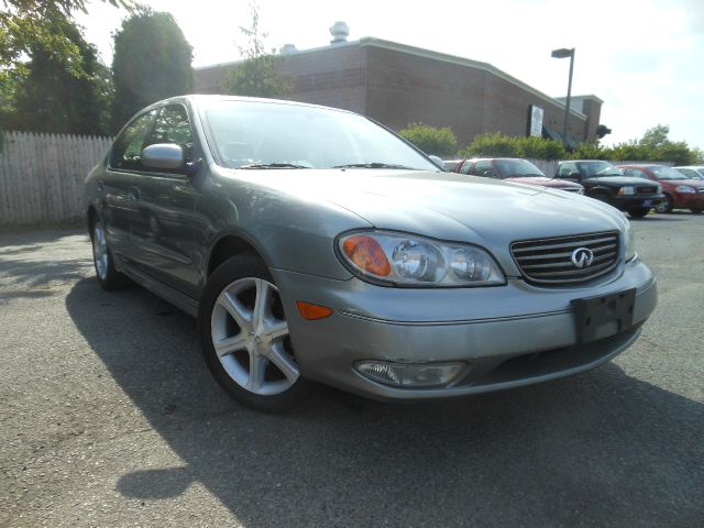 Infiniti I35 2004 photo 2