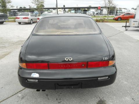 Infiniti J30 1996 photo 3