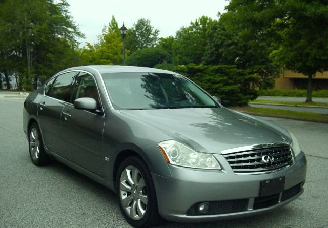 Infiniti M35 2006 photo 2