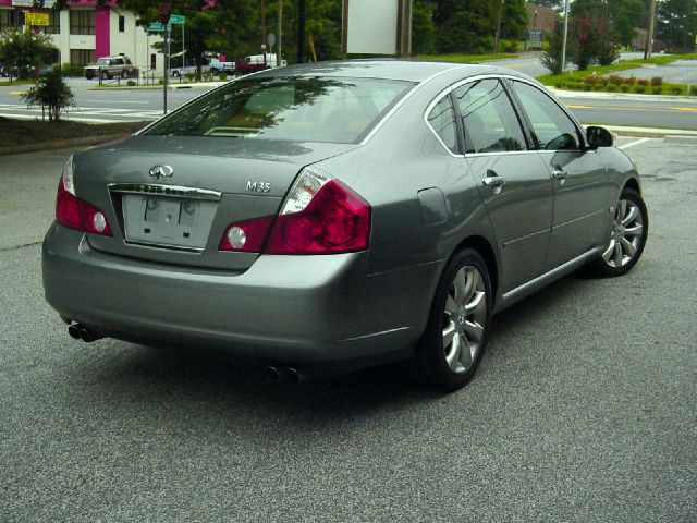 Infiniti M35 2006 photo 4