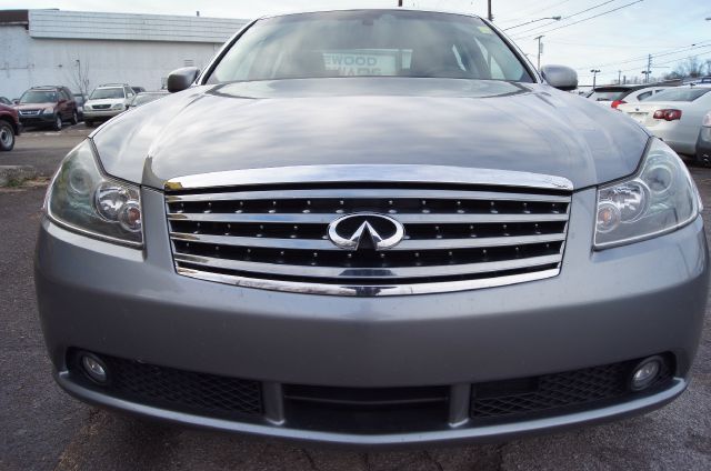 Infiniti M35 2006 photo 1