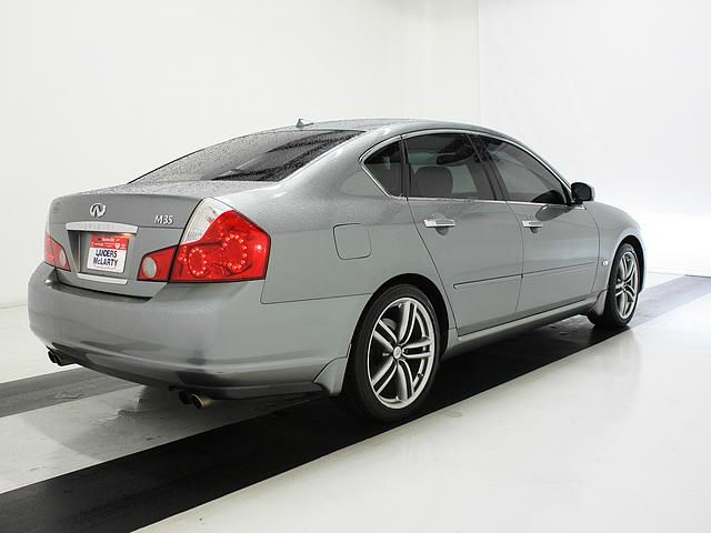 Infiniti M35 2006 photo 2