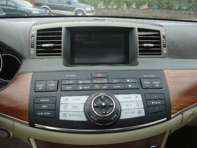 Infiniti M35 2006 photo 2