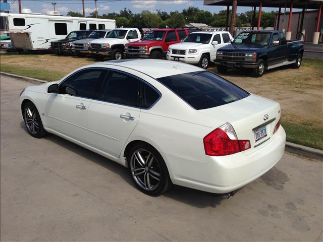 Infiniti M35 2dr Cpe SRT8 Coupe Sedan