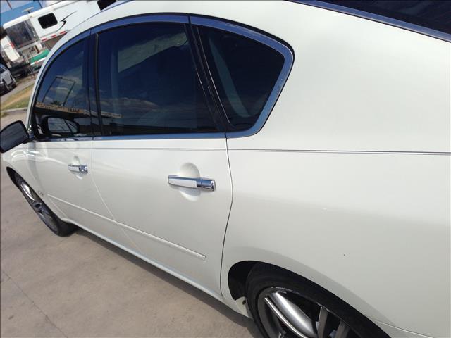 Infiniti M35 2006 photo 1