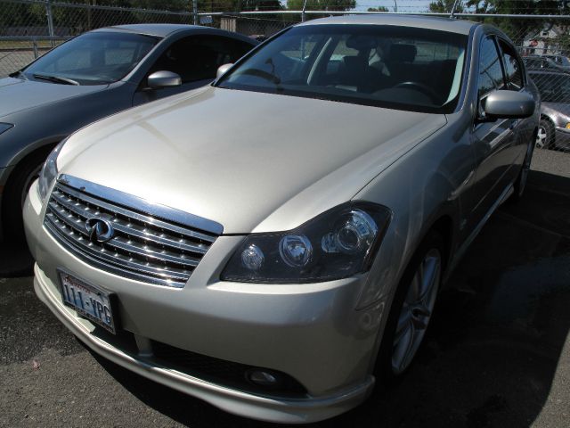 Infiniti M35 Evolution AWD Sedan