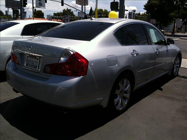 Infiniti M35 2dr Cpe SRT8 Coupe Sedan