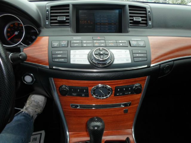 Infiniti M35 2006 photo 3