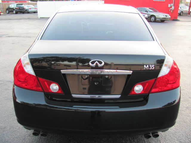 Infiniti M35 2006 photo 20