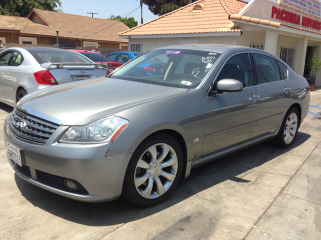 Infiniti M35 Evolution AWD Sedan