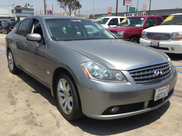 Infiniti M35 2006 photo 1