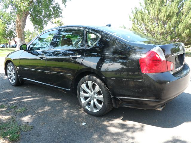 Infiniti M35 2006 photo 1