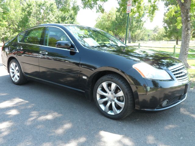 Infiniti M35 2006 photo 2