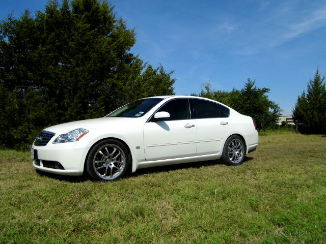 Infiniti M35 2006 photo 2