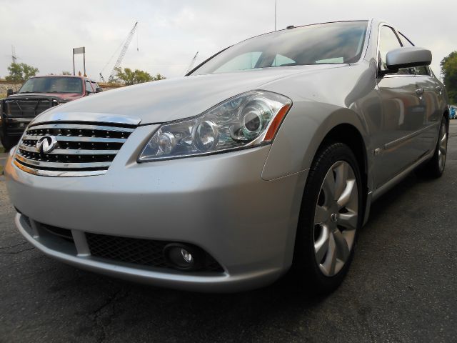 Infiniti M35 2006 photo 1