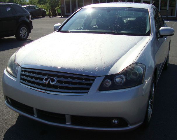 Infiniti M35 2006 photo 4