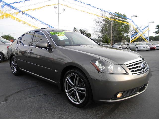 Infiniti M35 2006 photo 2