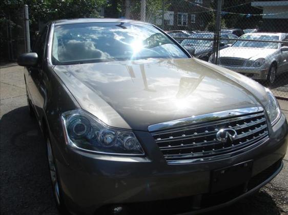 Infiniti M35 2006 photo 1